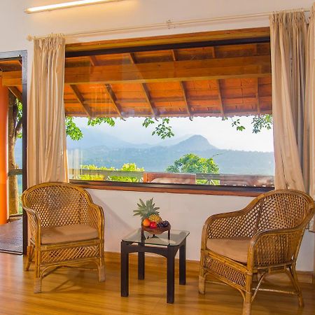 Edakkal Hermitage Resorts Ambalavayal Bagian luar foto