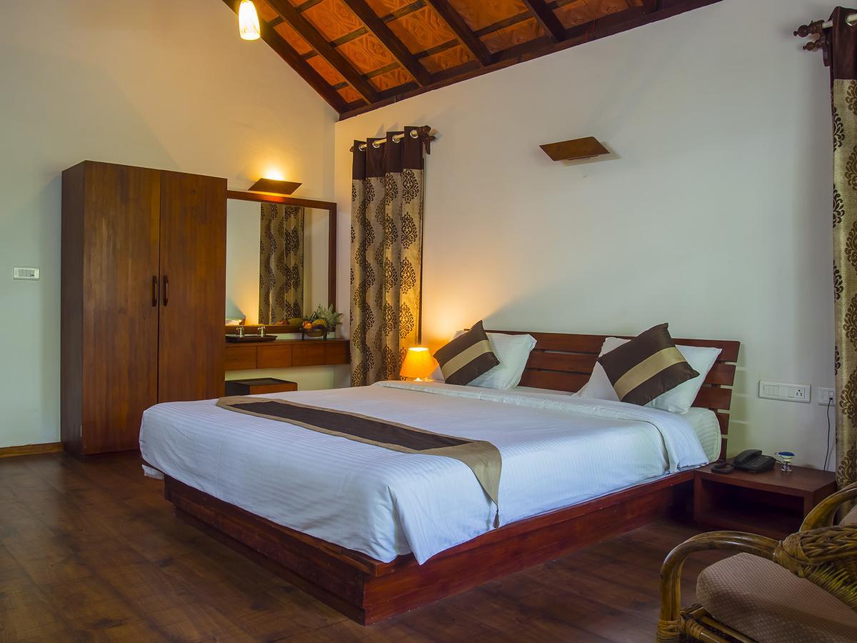 Edakkal Hermitage Resorts Ambalavayal Bagian luar foto